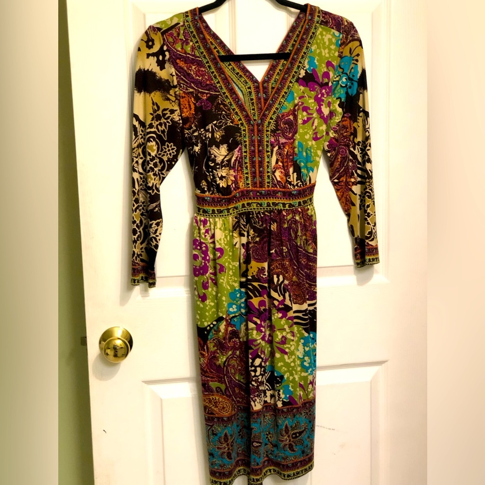 EUC Fall Colors V-neck knee length  dress medium